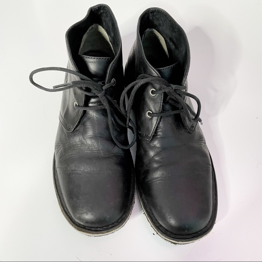 UGG Leighton 3275 Men's Black Leather Ankle Lace Up Chukka Boots Size 8